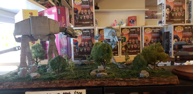 Dimensions Comics, Music & More