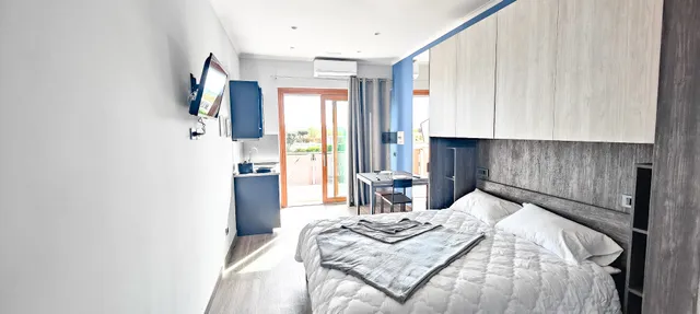 Albatros Accommodations