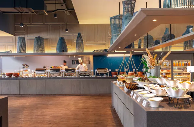 Bistro4 Restaurant โรงแรมเซ็นทารา ไลฟ์ เซ็นทาราศูนย์ราชการและคอนเวนชันเซ็นเตอร์ แจ้งวัฒนะ