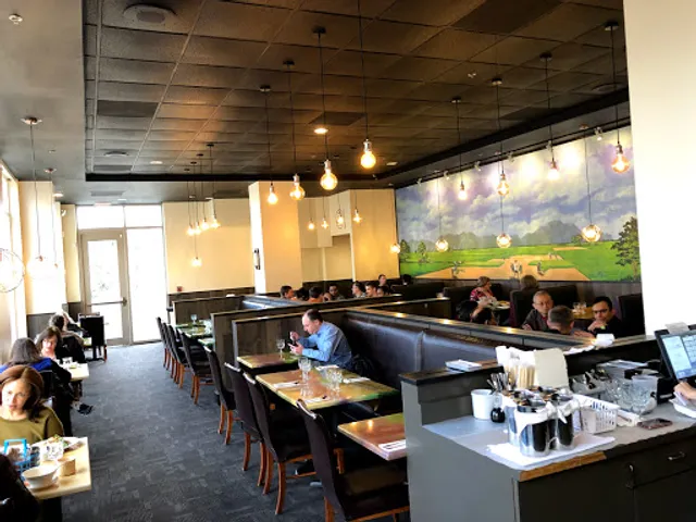 Farmsook Thai Kitchen Restaurant