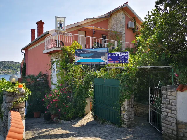 Apartment Zdenko Lukin