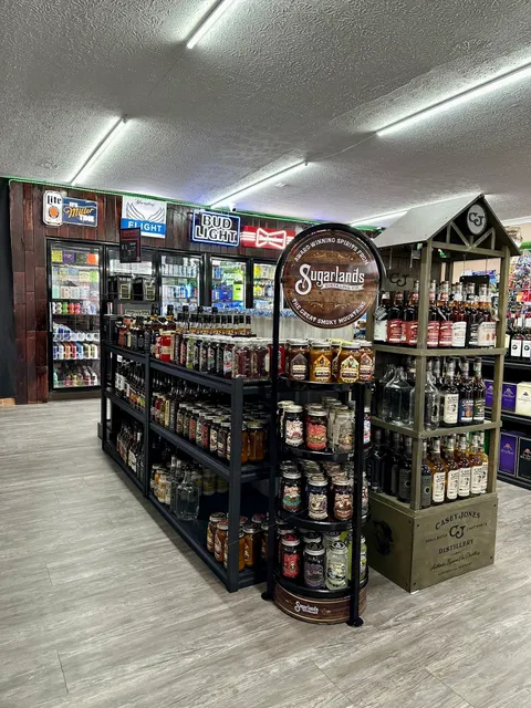 Kevin’s Liquor & Smokes