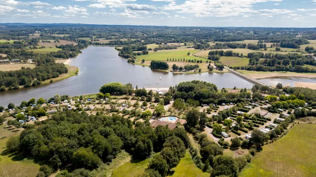 Flower Camping Des Lacs