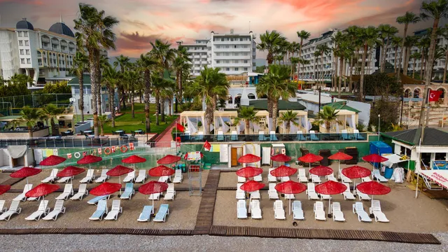 Holiday Garden Resort