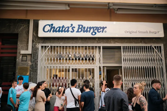 Chata’s Burger