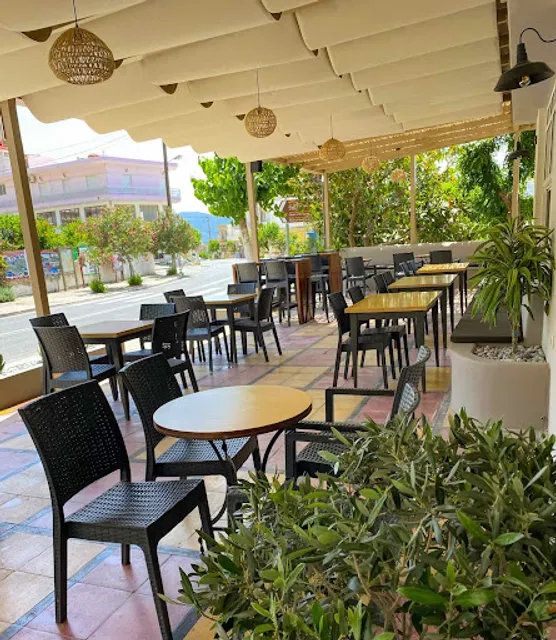 Ntakos Cafe Restaurant