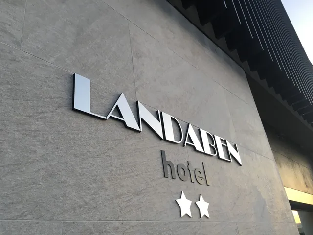 Hotel Restaurante Landaben