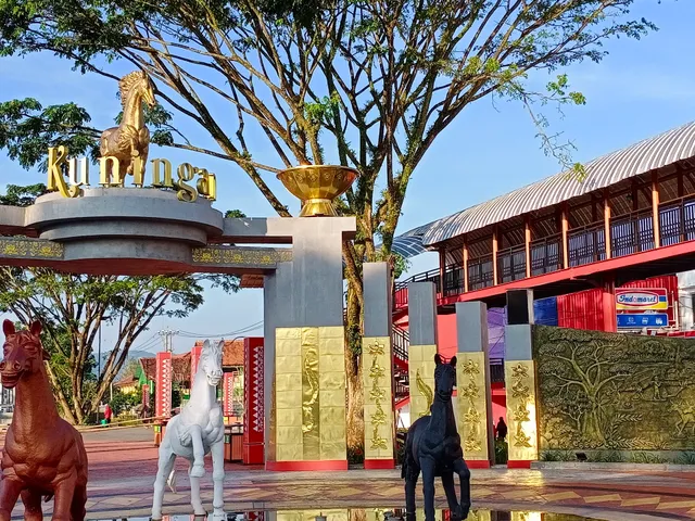 RedDoorz Syariah near Taman Kota Kuningan