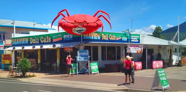 Cardwell Seaview Deli Cafe