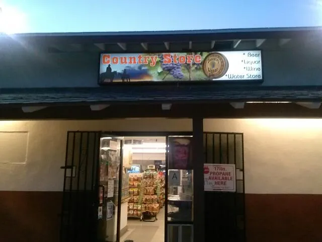 COUNTRY STORE