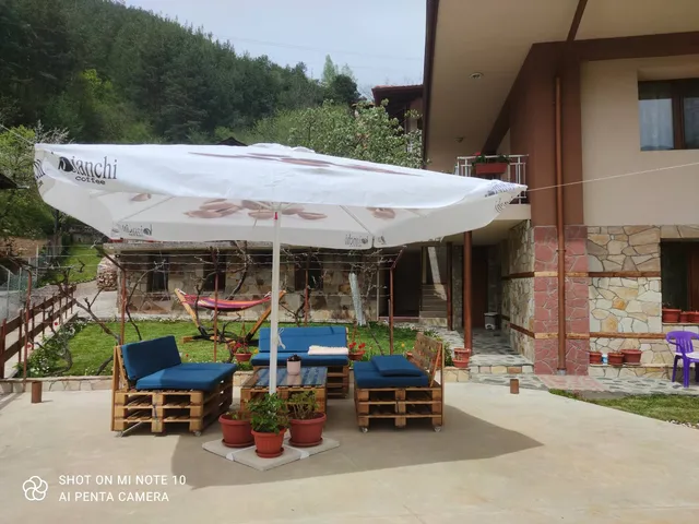 Guesthouse Gadjakovi | Къща за гости Девин | Почивка Девин