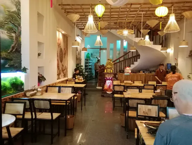 Da Nang Vegetarian Bistro 2