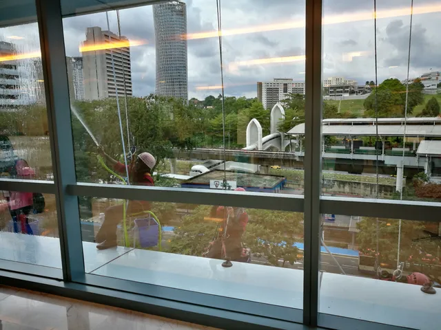 Menara MBC Food Court