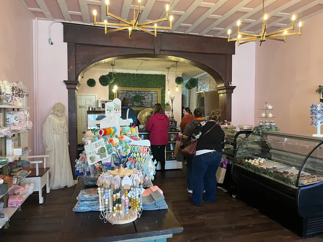 Flour Bakery Ohio (DBA Top Flour & Confectionery Shoppe LLC)