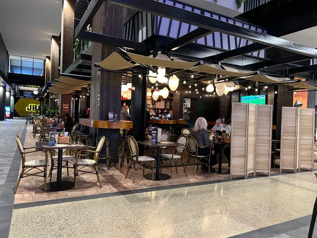 Báhn Mi Vietnamese Street Food