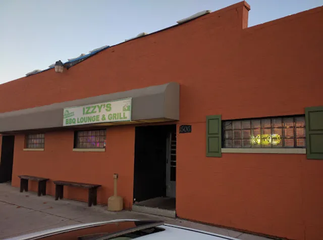 Izzy's Bbq Lounge & Grille