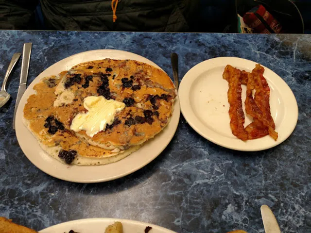 Branford Breakfast Connections