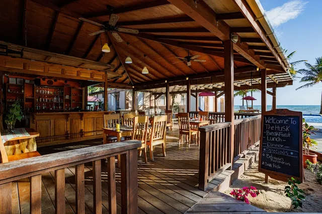 Coconut Row Boutique Hotel