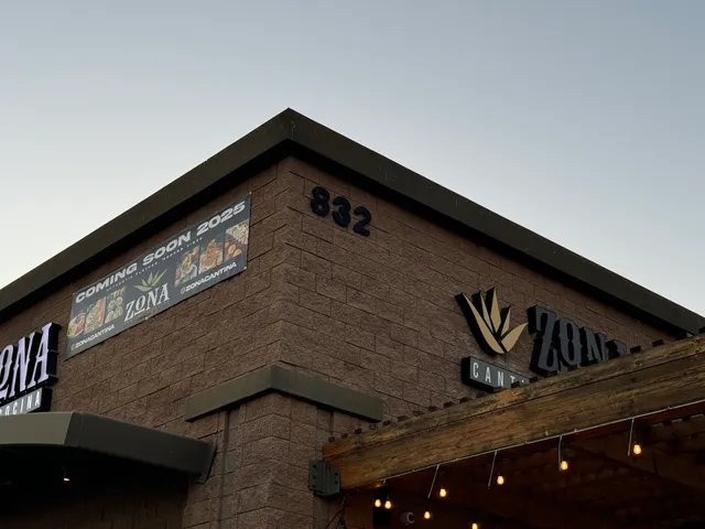 ZONA Cantina + Cocina