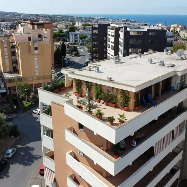 Yanet's Beautiful House