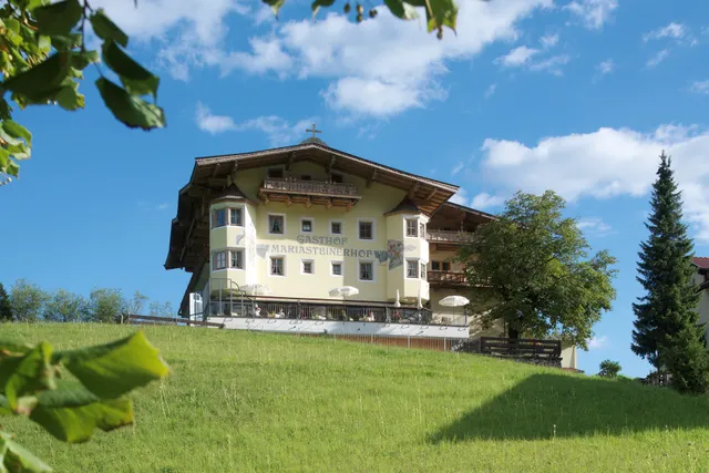 Wirtshaus, 4-Sterne Hotel & Chalets Mariasteinerhof