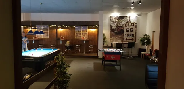 Diner Coffee & Grill Billard Restaurant