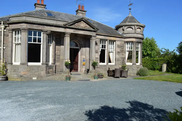 The Lodge Guesthouse