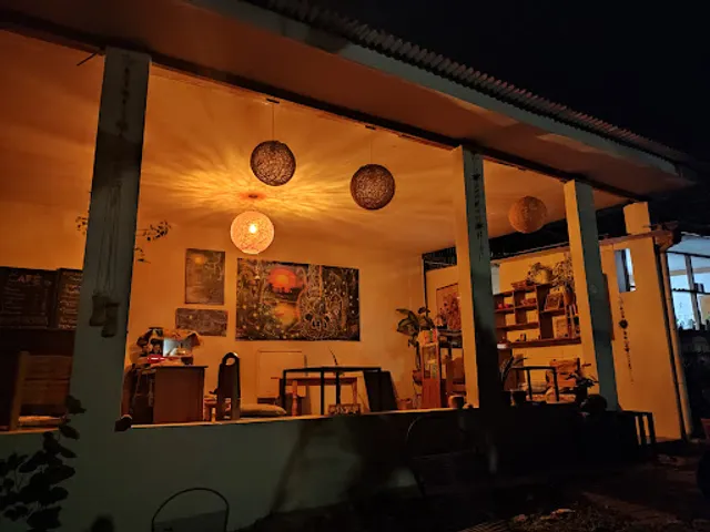 ALMÁZYGO, Casa Hospedaje con Cafetería