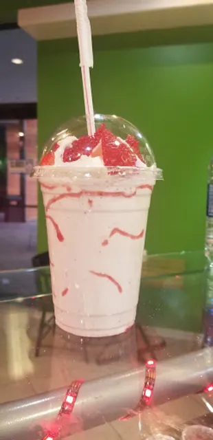 coco's super burgers & desserts