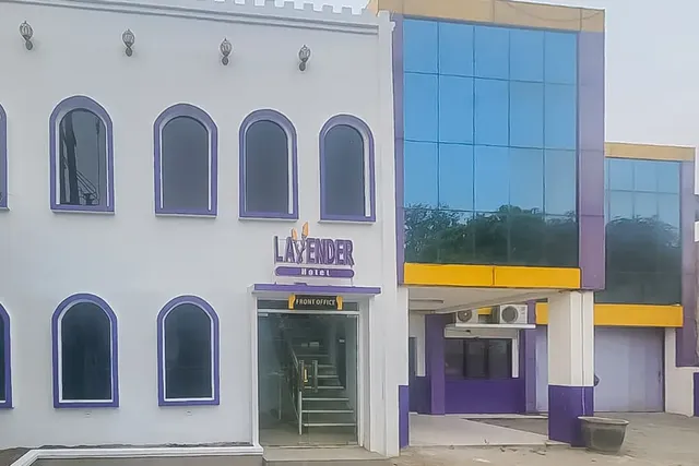 RedDoorz @ Jalan Pangkal Perjuangan Karawang