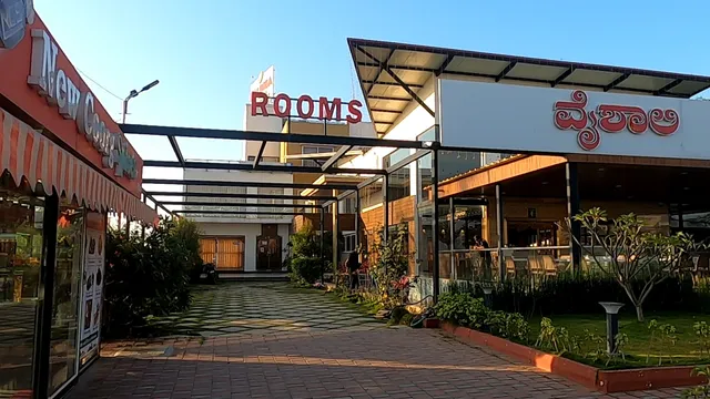 Capital O 72701 Kalinga Tavern Residency