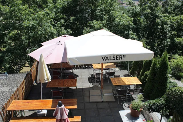 China Restaurant Puce