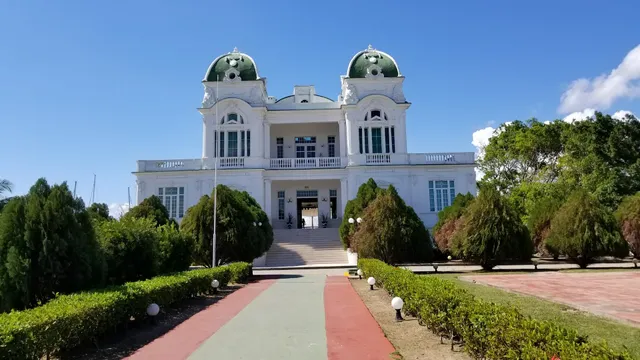 Club Cienfuegos