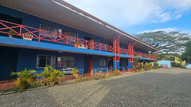 Cabinas Mi Lindo Parrita