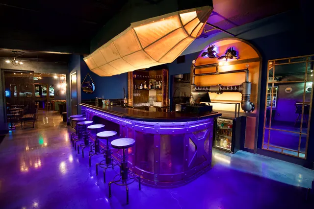 Looking Glass Escape Lounge