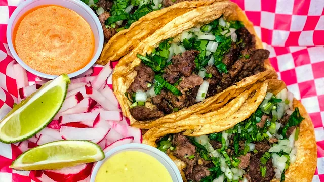 Taqueria El Jalapeño AUTÉNTICA COMIDA MEXICANA