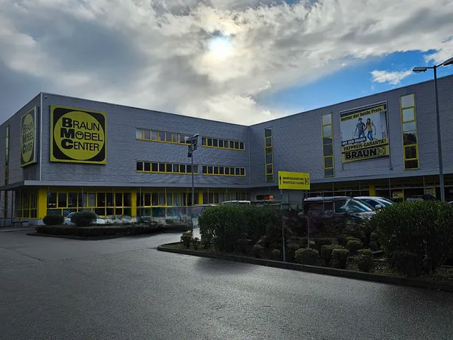 Braun Furniture Center GmbH & Co. KG