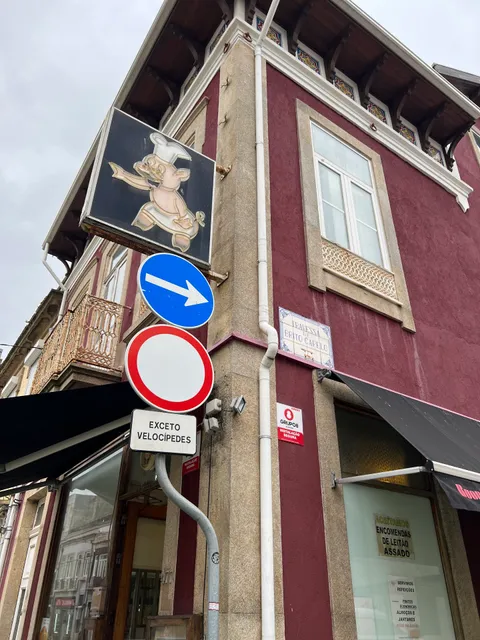 Confeitaria O Porquinho - Charcutaria O Porquinho, Lda.