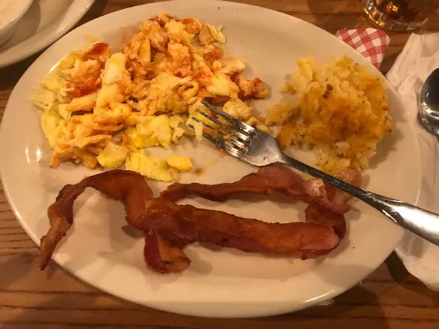 Cracker Barrel Old Country Store