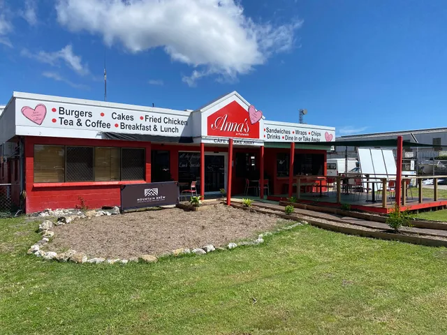 Anna's Cafe &Takeaway