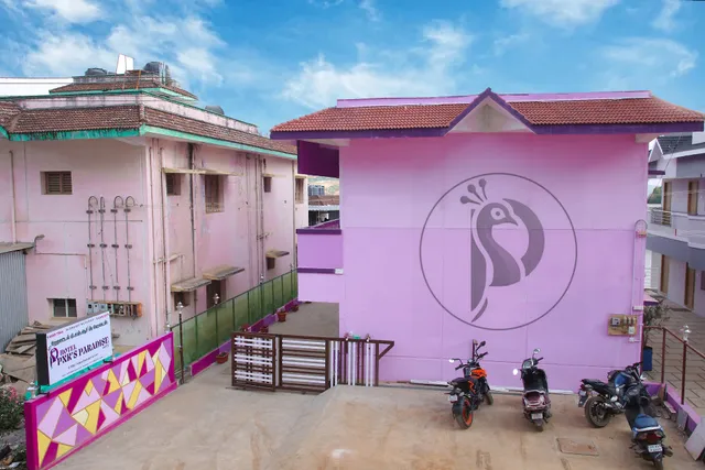 HOTEL PNR'S PARADISE