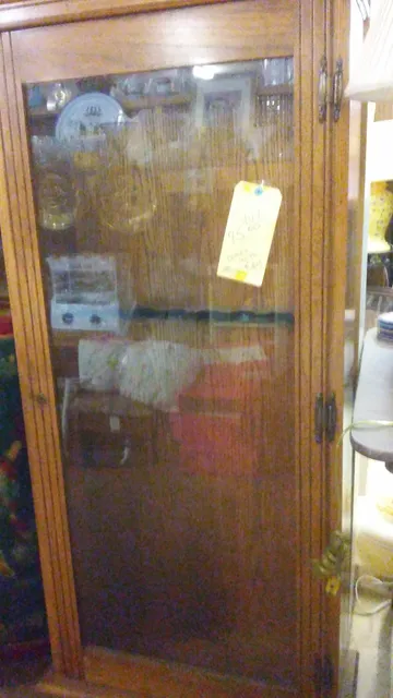 Elm Street Flea Market