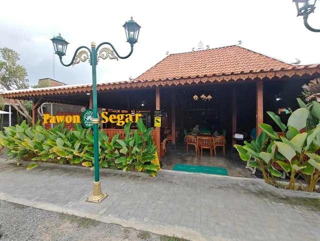 Pawon Segar Resto