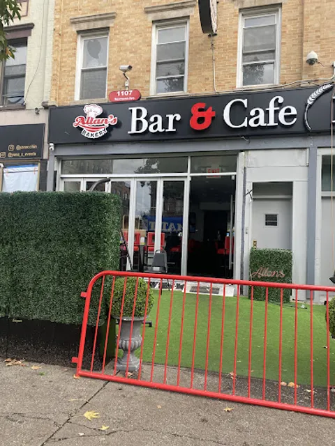 Allan’s Bakery Bar & Cafe