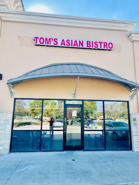 Tom's Asian Bistro
