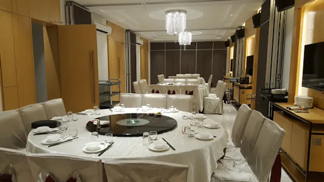 Restoran Golden Court