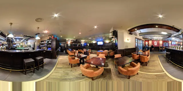 THE ALBION PUBLIC HOUSE - English pub - restaurant