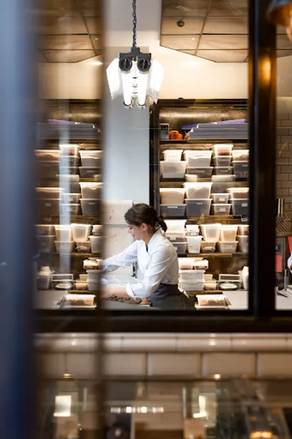 Le Biscuit Alain Ducasse, Manufacture à Paris