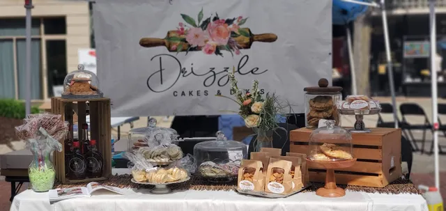 Drizzle Cakes - Custom Bake Studio