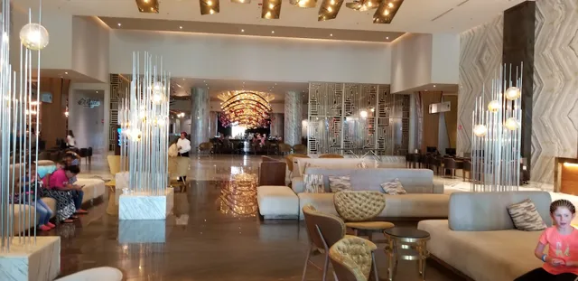 Tavola @ The Grand Moon Palace